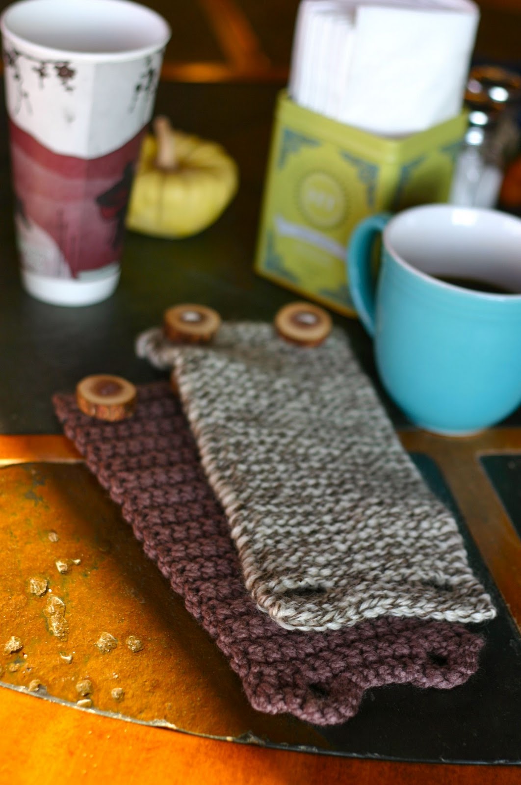 How to Knit a Coffee Cozy Free Knitting + Crochet Pattern